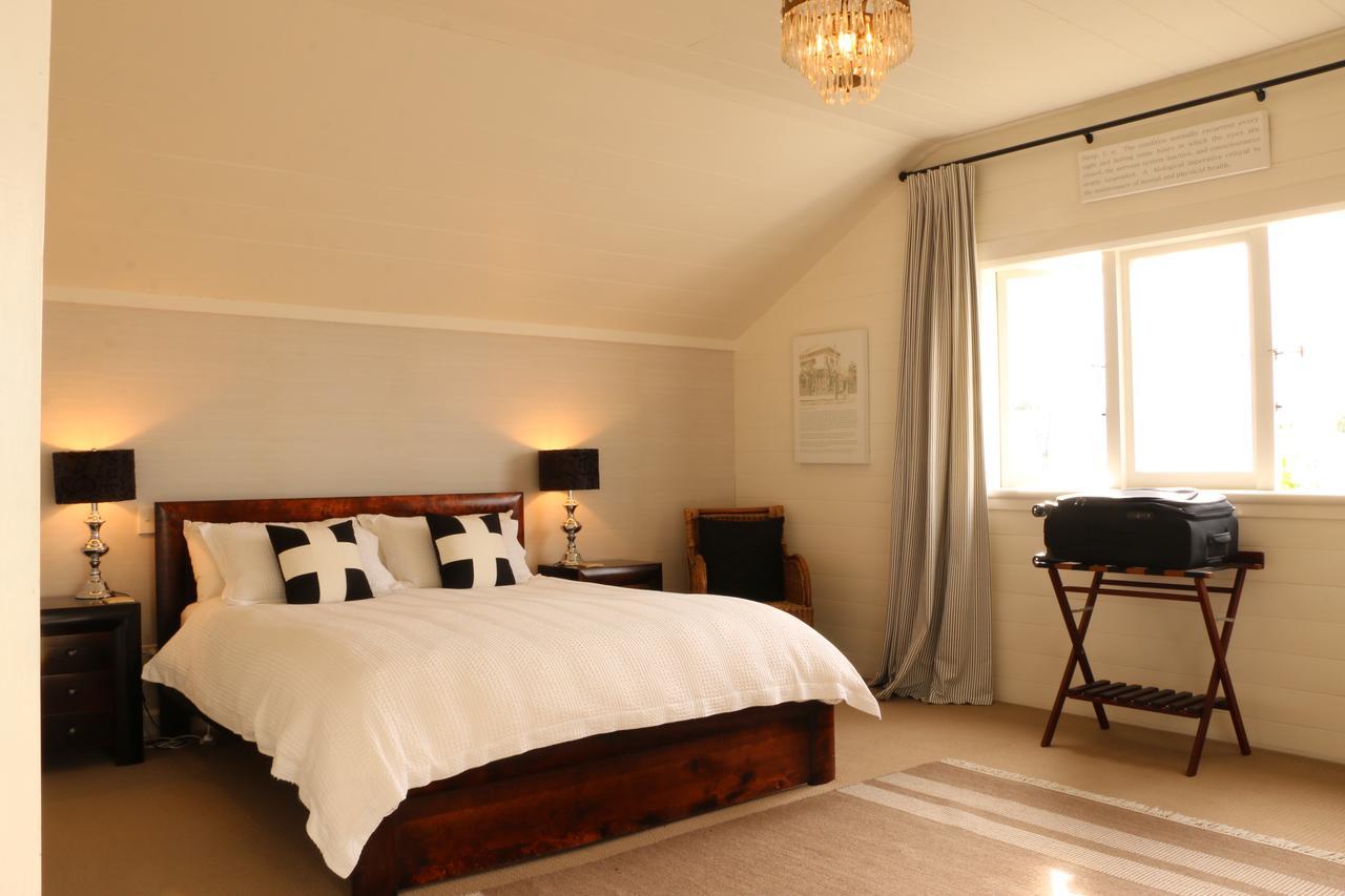 Historic Colenso Cottage Napier Extérieur photo