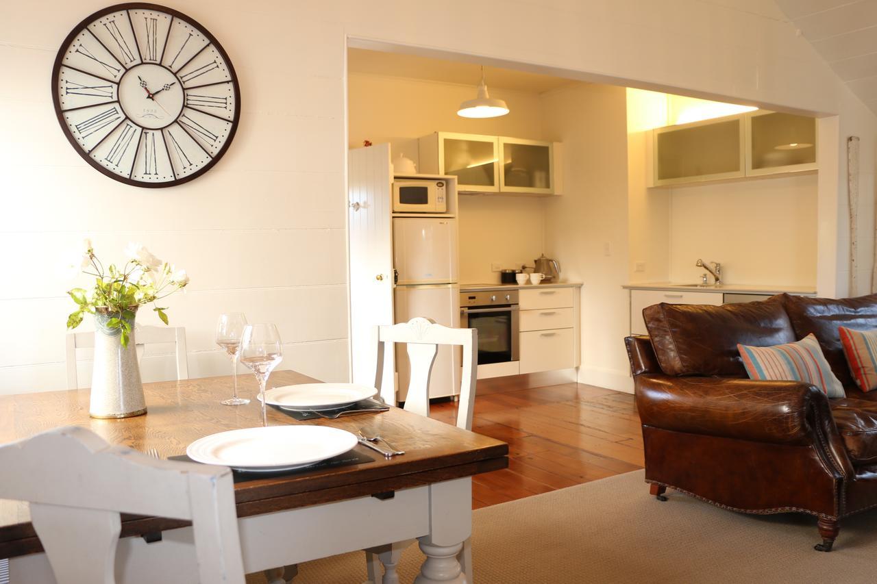 Historic Colenso Cottage Napier Extérieur photo